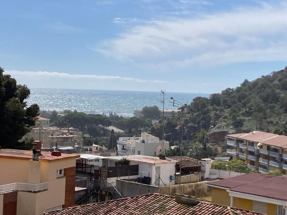 Apartamento Con Vistas Al Mar Castelldefels Exteriör bild