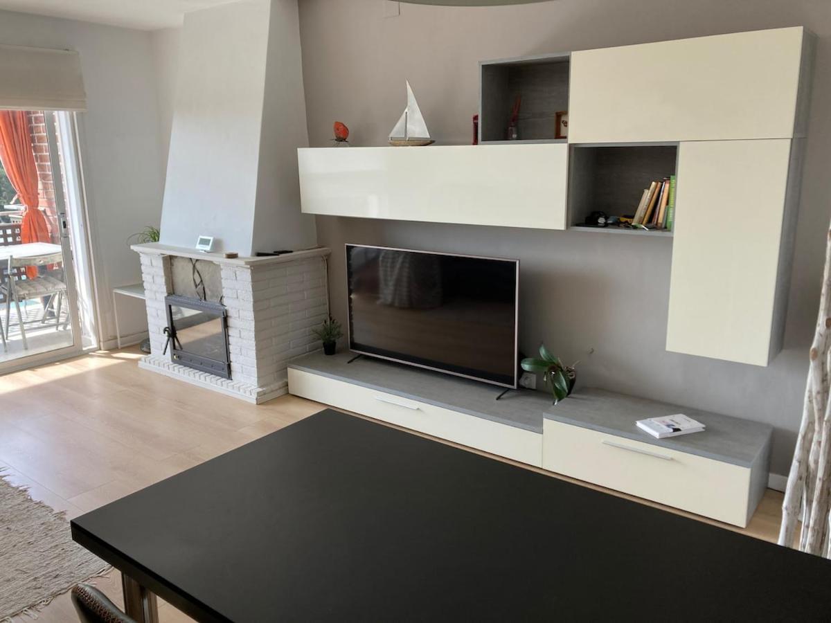Apartamento Con Vistas Al Mar Castelldefels Exteriör bild