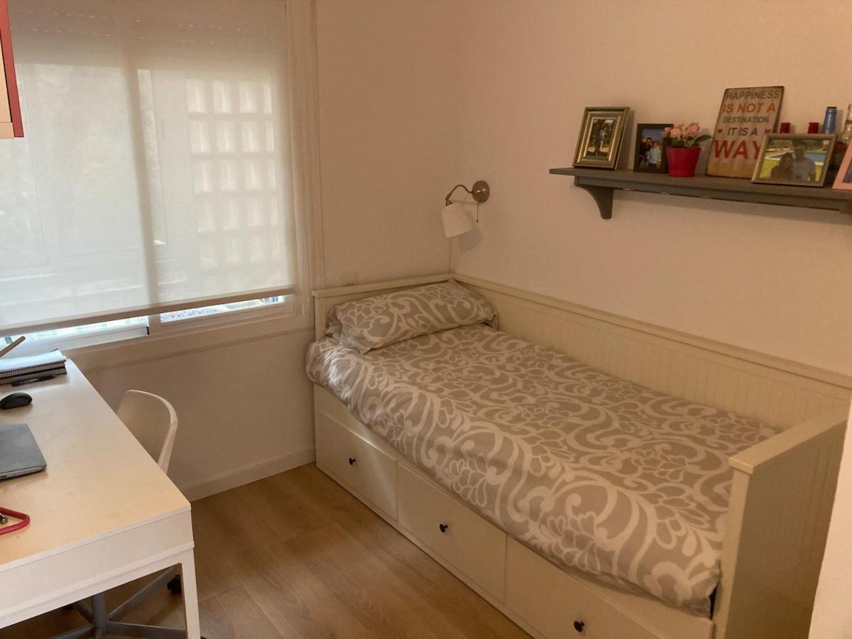 Apartamento Con Vistas Al Mar Castelldefels Exteriör bild