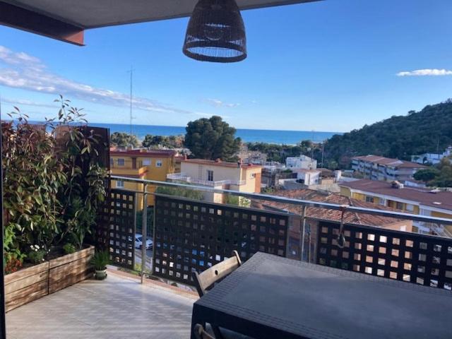 Apartamento Con Vistas Al Mar Castelldefels Exteriör bild